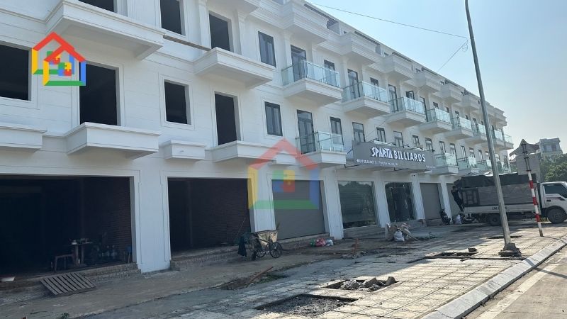 Mặt đường liền kề B43 Mặt đường liền kề B43