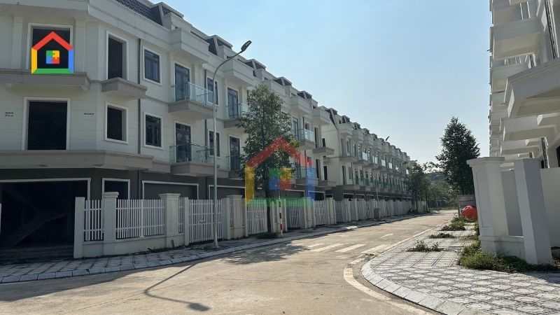 Mặt đường lk B46 KĐT Geleximco Mặt đường lk B46 KĐT Geleximco