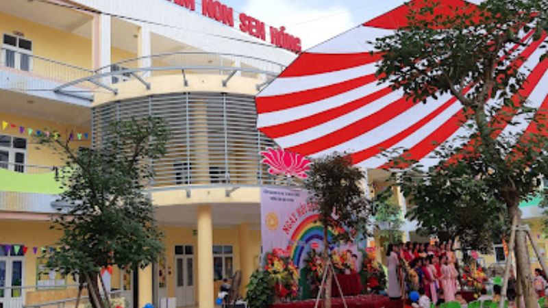 Trường mầm non Sen Hồng